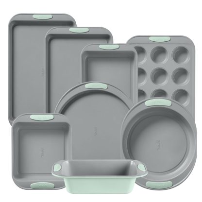 Pyrex Pyrex® Metal Bakeware 8-Piece Set in Sage